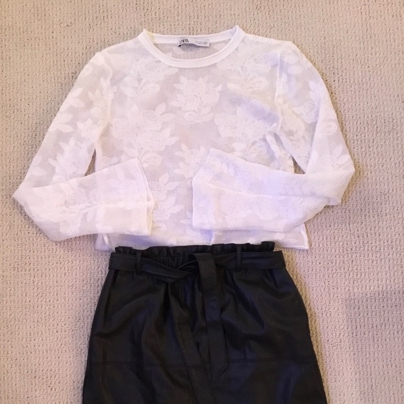 Faux leather skirt and white sheer top - Picture 1 of 4